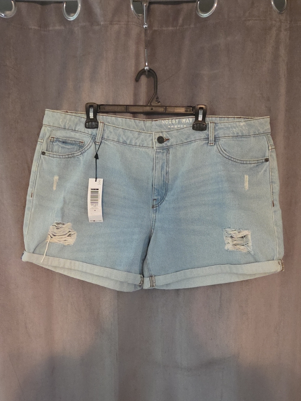 NWT Noisy May Light Blue Distressed Rolled Hem Denim Shorts FITS 21" Waist